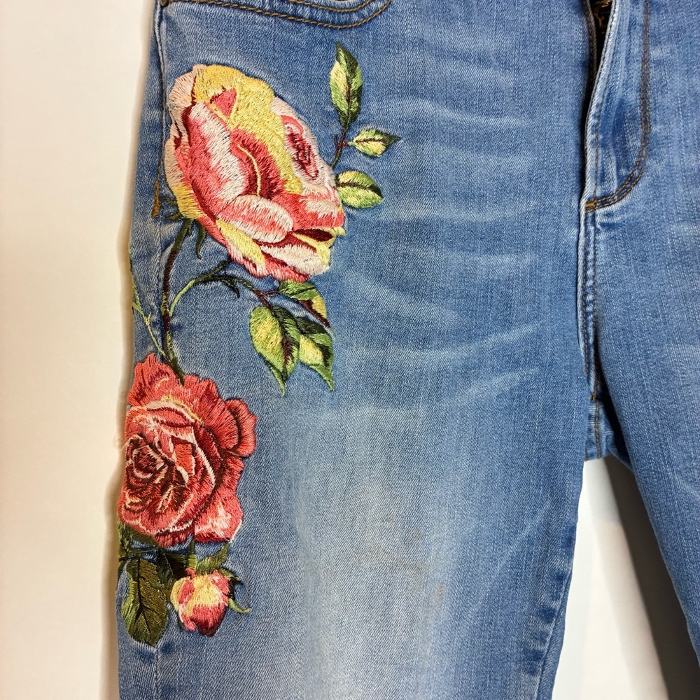 Sundance Blue Skinny Jeans with Pink Rose Embroidery - Picture 3 of 6